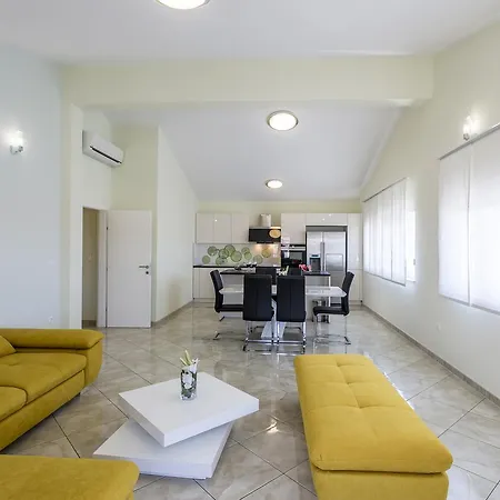 Apartmani Lukic Split Exterior photo