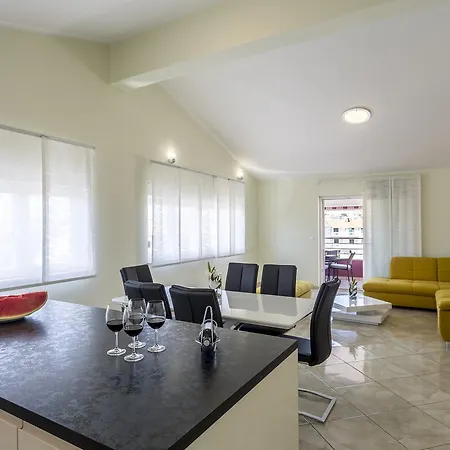 Apartmani Lukic Split Exterior photo