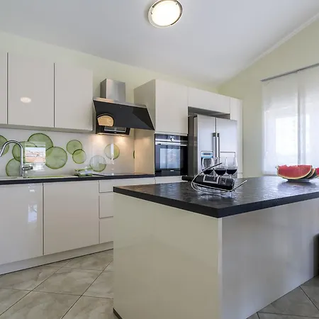 Apartmani Lukic Split Exterior photo
