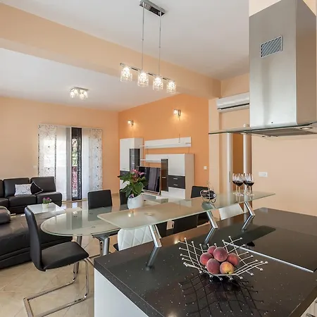 Apartmani Lukic Split Exterior photo