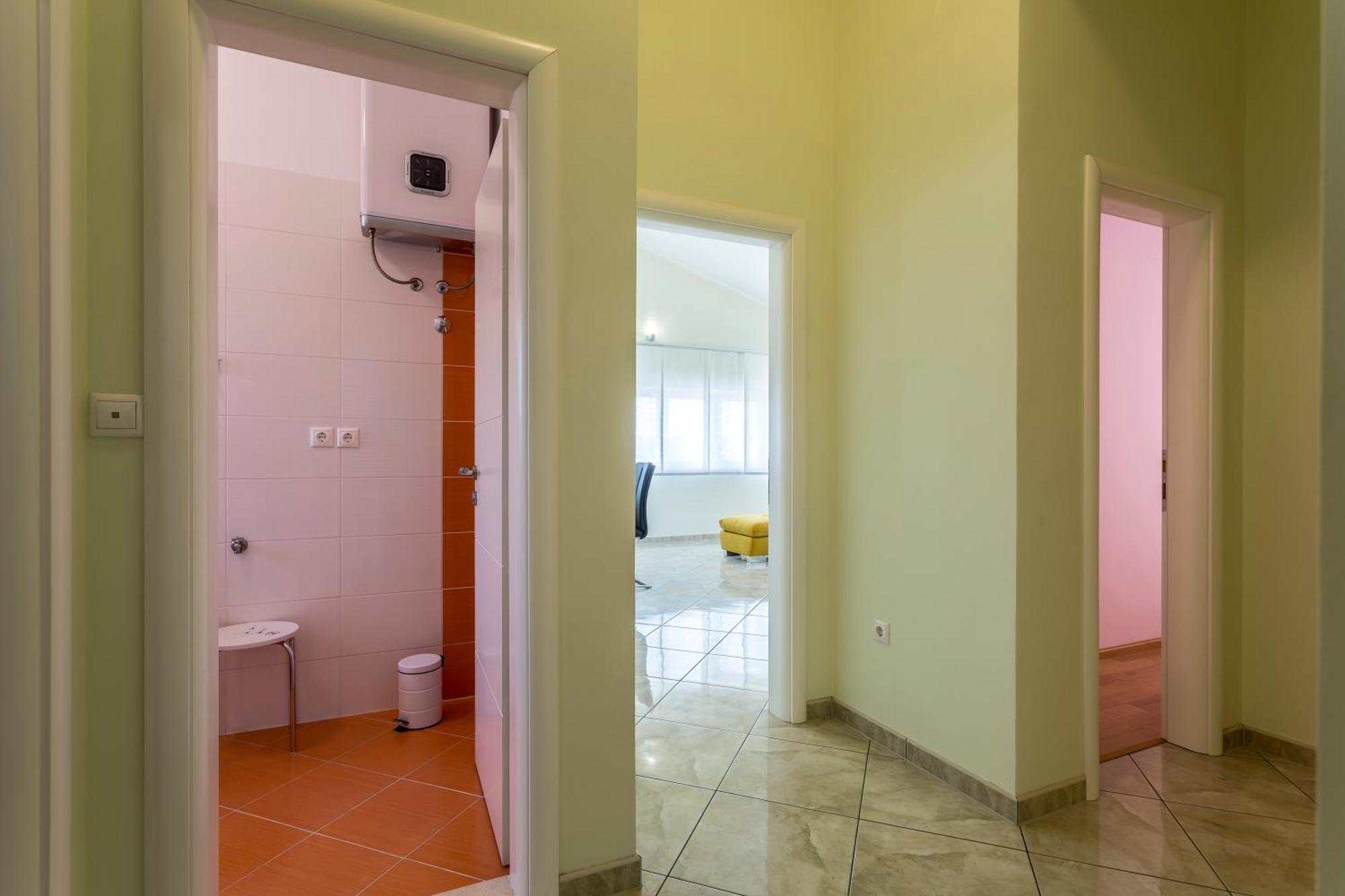 Lukic Apartment *